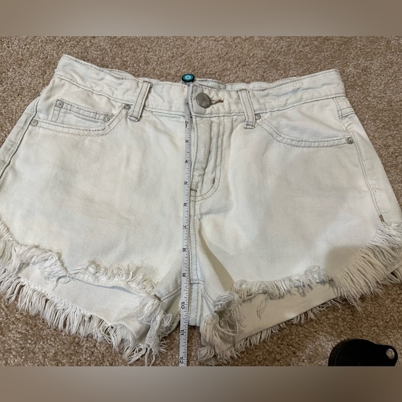 Free People Light Blue Cut Off Jean Shorts Size 26 - Picture 4 of 7
